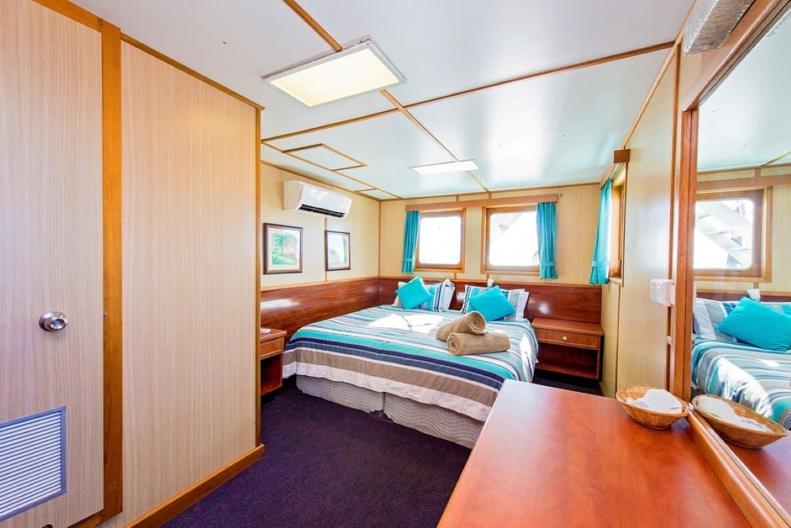 King Bed Cabin